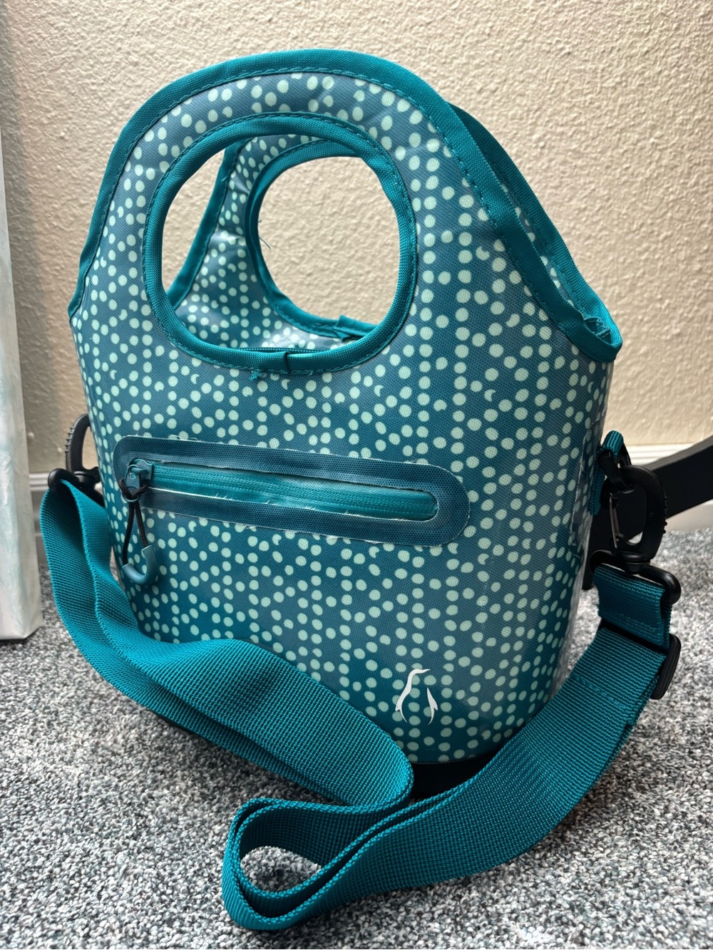 Olivet Teal Polka Dot Insulated Penguin Lunch Tote Bag - 6 Can Capacity